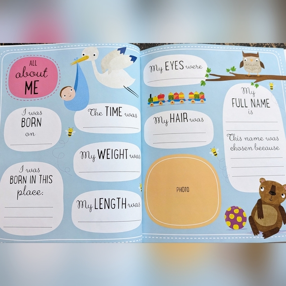 Baby Record Book - Hardcover baby keepsake book - Picture 9 of 14